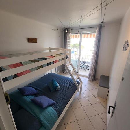 T3 Sur La Plage Vue Feerique Mer,Wifi, Parking Inclus , Clim La Ciotat Exterior photo