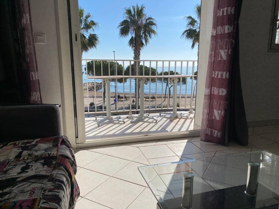 T3 Sur La Plage Vue Feerique Mer,Wifi, Parking Inclus , Clim La Ciotat Exterior photo